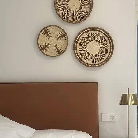 Rey De Flats - Arenal Daire Sevilla